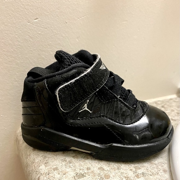 Toddler size 6c Jordan’s - Picture 5 of 6